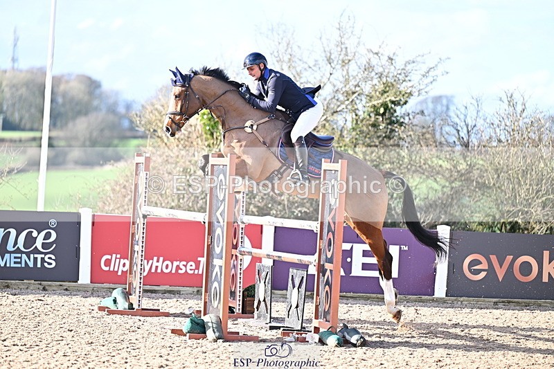 260204A-134600-00379 - Cls 5 Foxhunter and 1.20m