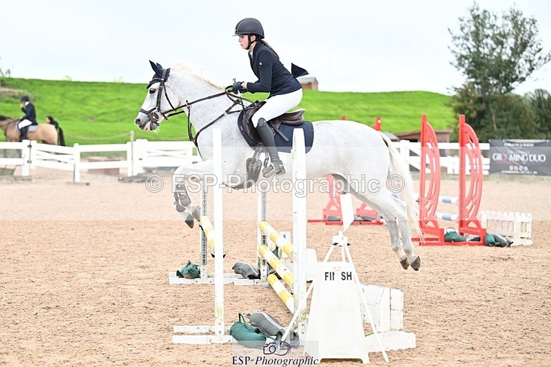 250920-110823-00392 - Cls 22+23 Club and Schools 70cm