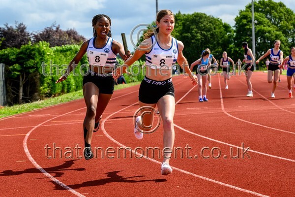 Relays25-916552 - Track Female Set One