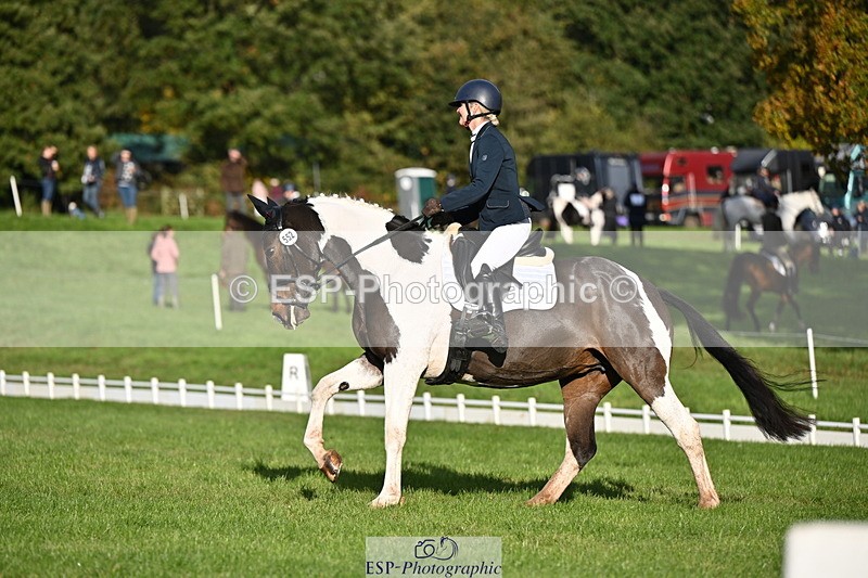 251024A-100850-08247 - G-552-Rachael.Whittaker