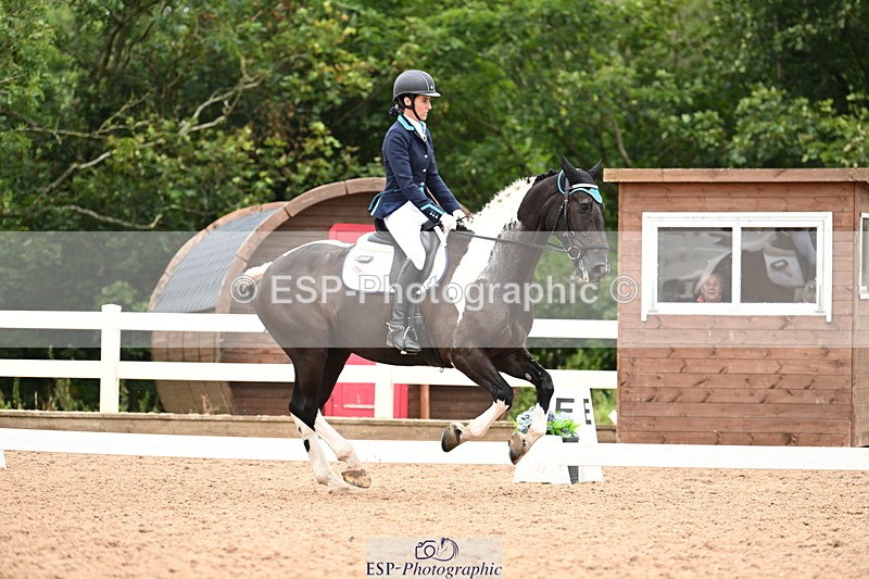 240815A-120428-00909 - 275-Alys.Matravers-Tiger.Mazariti