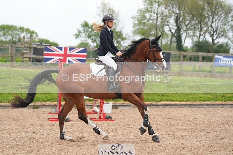 260508-092111-04584 - Cls 12 Snr Foxhunter