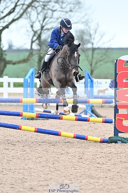 240128A-113312-00557 - Cls 3 Pony Discovery and 90cm Open