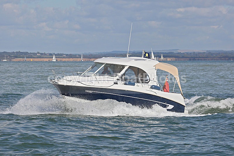 161002 GOODWYLL - BENETEAU ANTARES 8 Y92A2896 - Motorboats - Hardtop