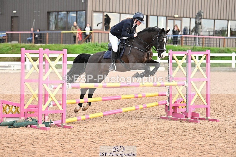 241117X-100830-03586 - Cls 09s Pony intro 90cm