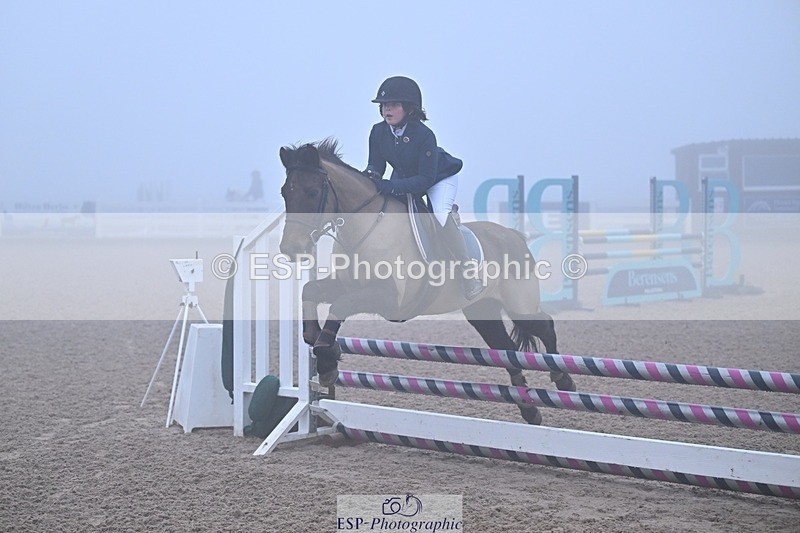 260118-095353-00031 - Cls 2 & 4 Pony Intro 70cm & 11 Year & Under 128cm