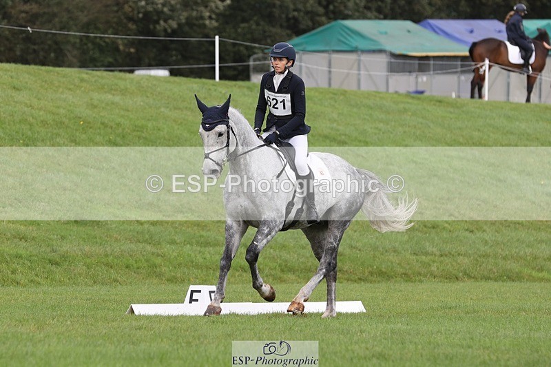 231019-122442-03628 - 621-QUALITY.BLUE-Lucy.Boultbee-brooks-DR