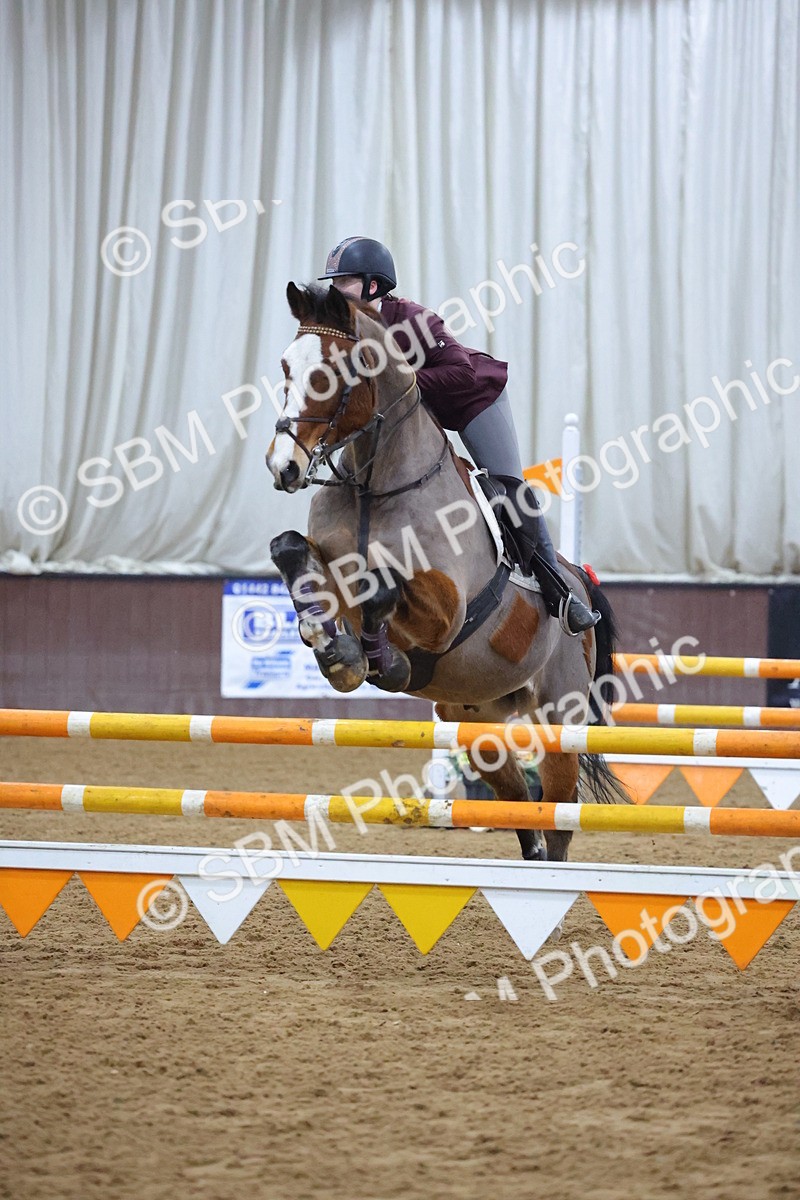 SBM_000639 - Class 13 - Equissage Pulse Senior British Novice/ 90cm Open - First Round (0.90m)