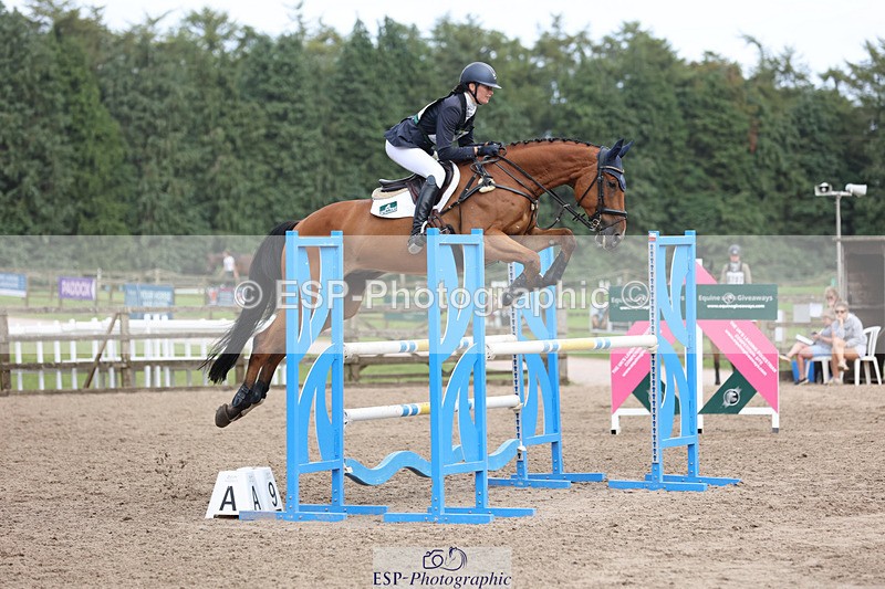 240804-162402-16835 - 711-Jess_Rimmer-TALAN_BLUE