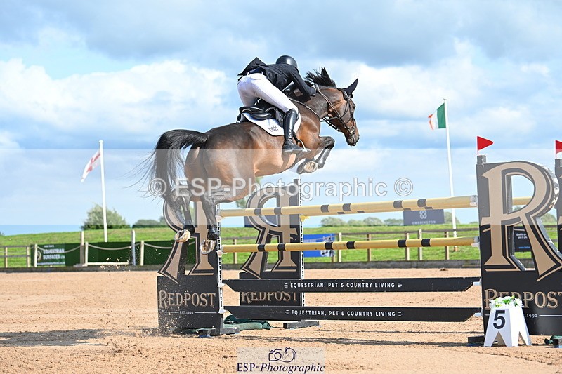 230721A-170503-07974 - Cls 10, 2 Star Big 1.45m Break to End