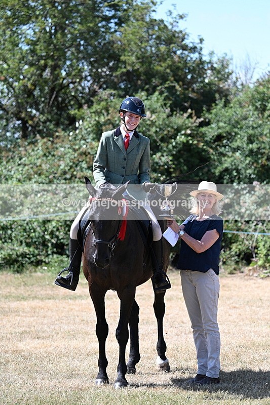 WJ7_3744 - Class 8 Ridden Veterans