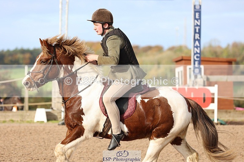 251025-103306-00917 - Cls 21+22 Club and Schools 60cm