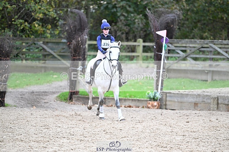 241117-134948-04293 - Cls 3 90-95cm 13.00 to 14.00