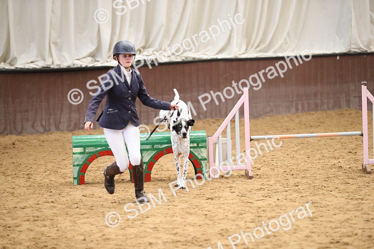 SBM_001345 - Class 3 - Horse & Hound