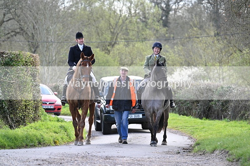 WJ7_9933 - Walk Home