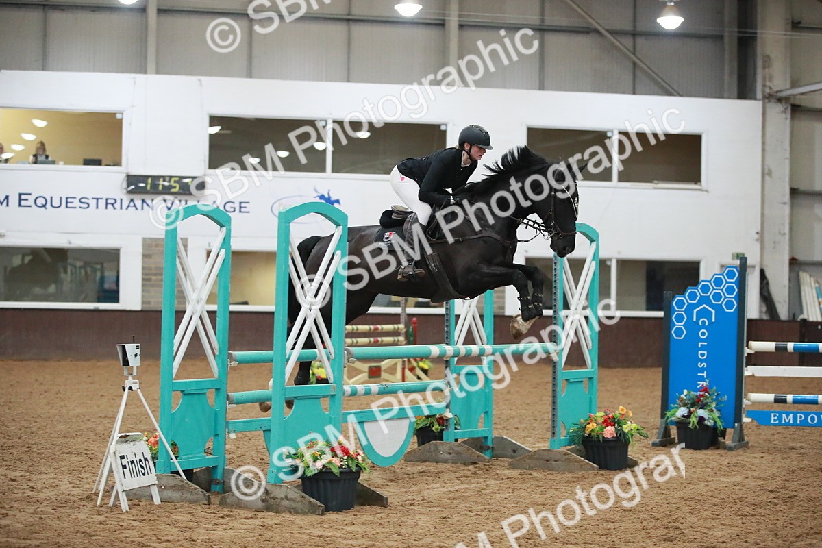 SBM_001137 - Class 4 - Senior Newcomers - 1.10m Open