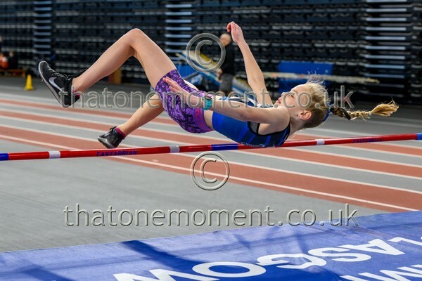 CombiMast25-913264 - Field Female