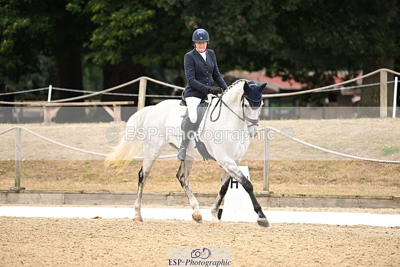 250808A-101213-00057 - 017-Frances.Goodhind-Dysart.Elite