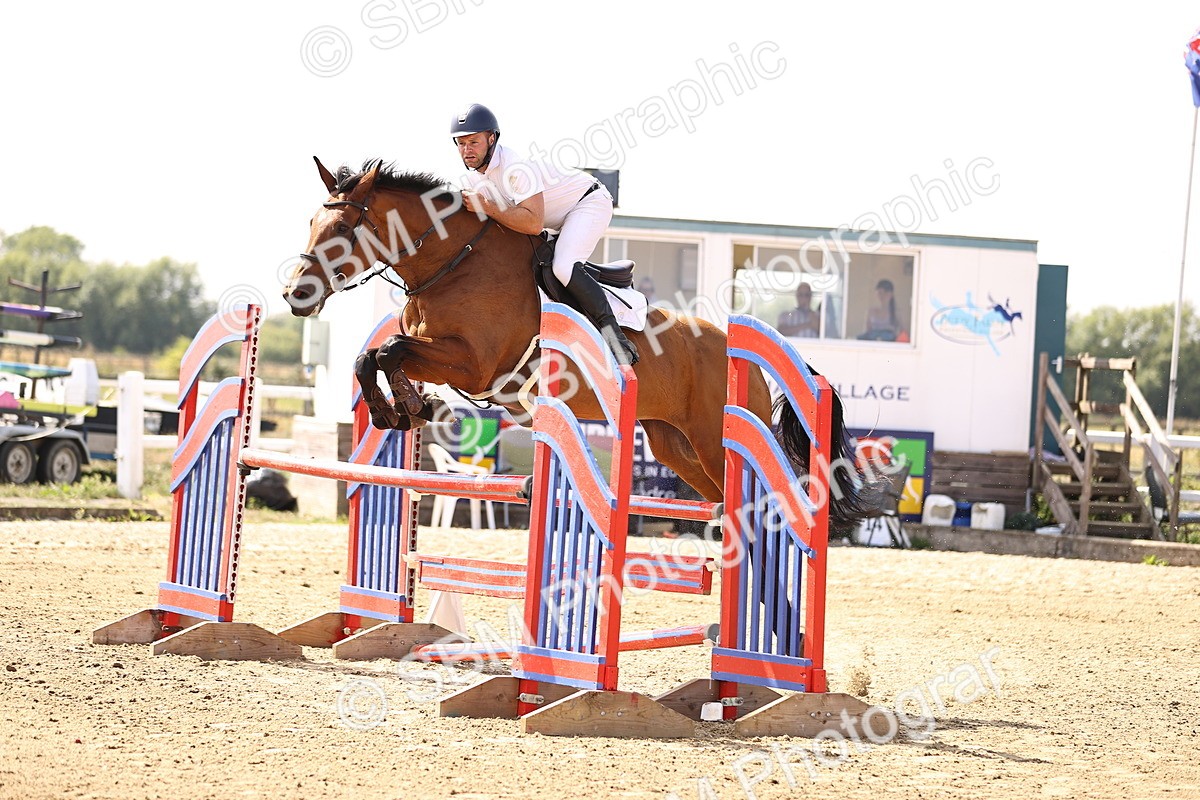 SBM_006775 - Class 12 - Amateur Championship Qualifier 1.05m