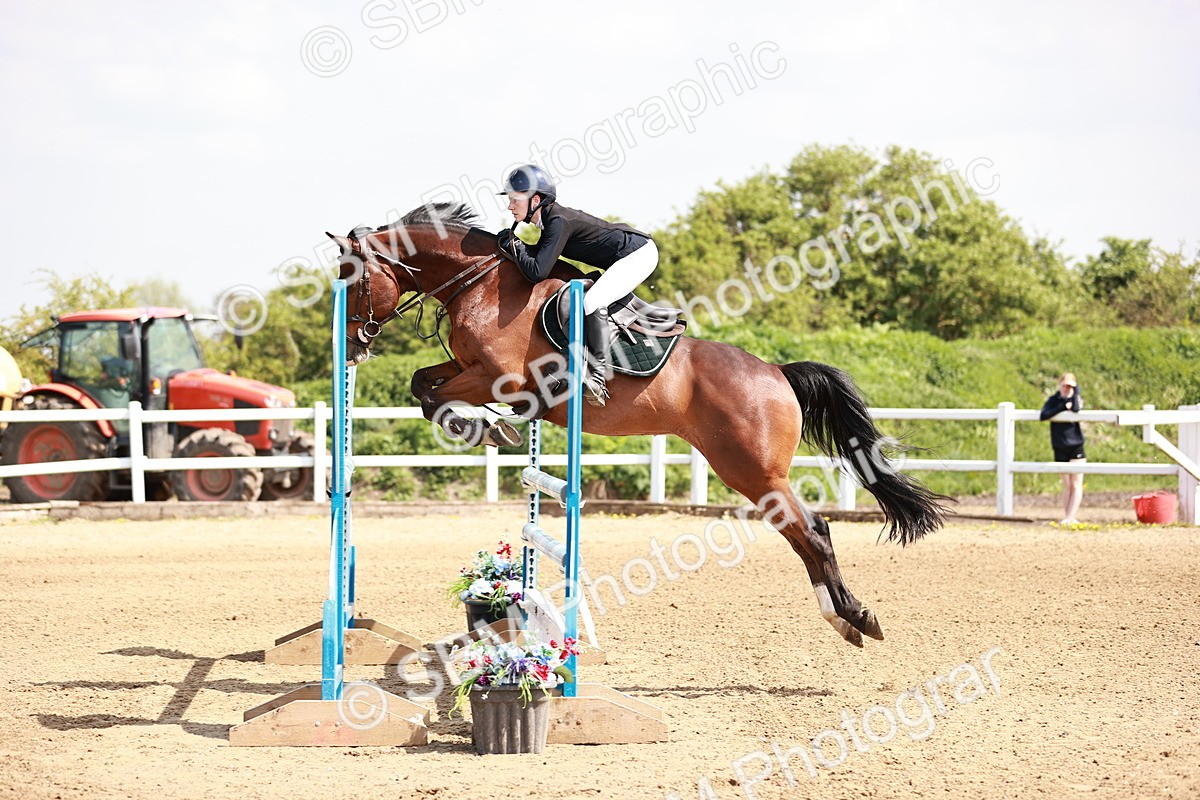  - Class 24 - Senior Newcomers - 1.10m