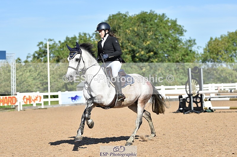 230903A-102404-03959 - Cls 18 Pony Brit Novice & 80cm Open