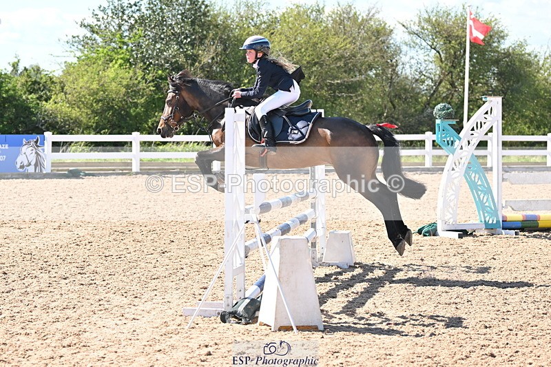 240504A-161206-02742 - Cls 22 & 23 Stepping Stones 128cm & 138cm & Under11's