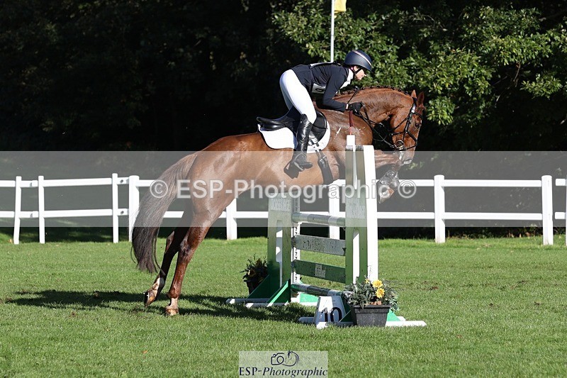 231022-104544-24730 - 667-BAILE.NA.CROISE-Emma.Pine-TrotUp+SJ