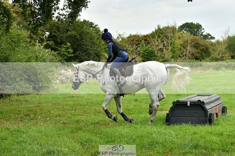 230817-144726-01388 - Theo's 2nd Group - XC