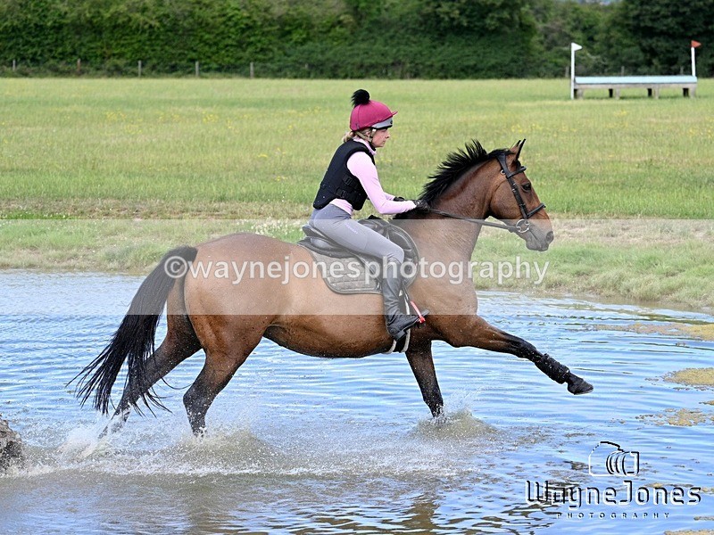 WJ7_9025 - Kellie Jade Ellie XC training with Kelly Harris 28-06-26
