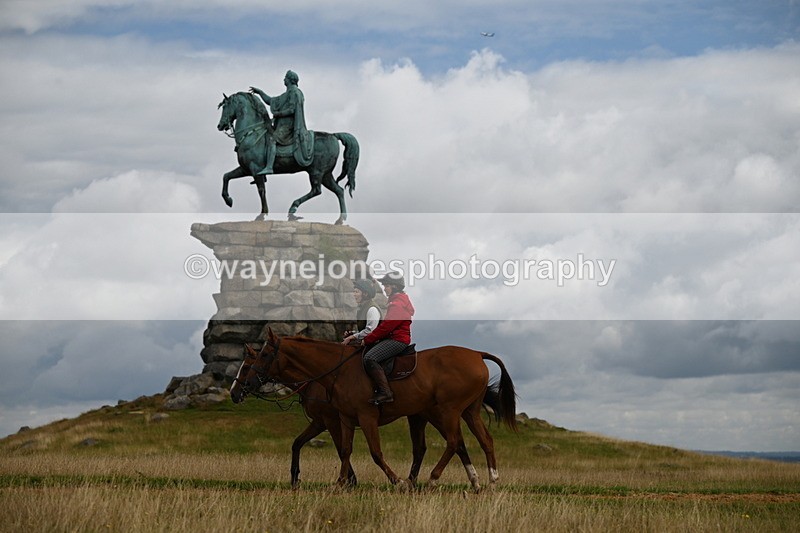 DSC_4058 - Time at Statue 09:50 to 11:09