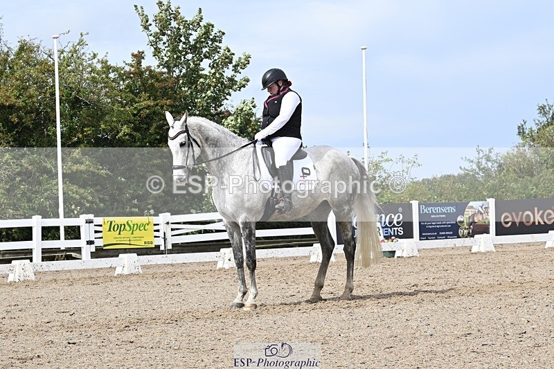 250907-131313-09857 - 071-Emma.ChapmanRoyal.Achiever