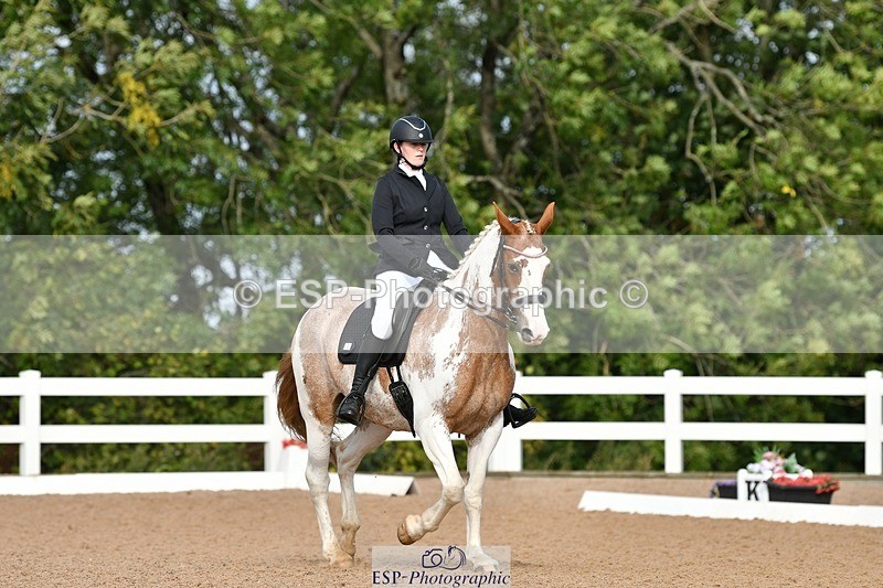 250906-095635-00507 - 090-Isabel.LawsonIn.the.pink