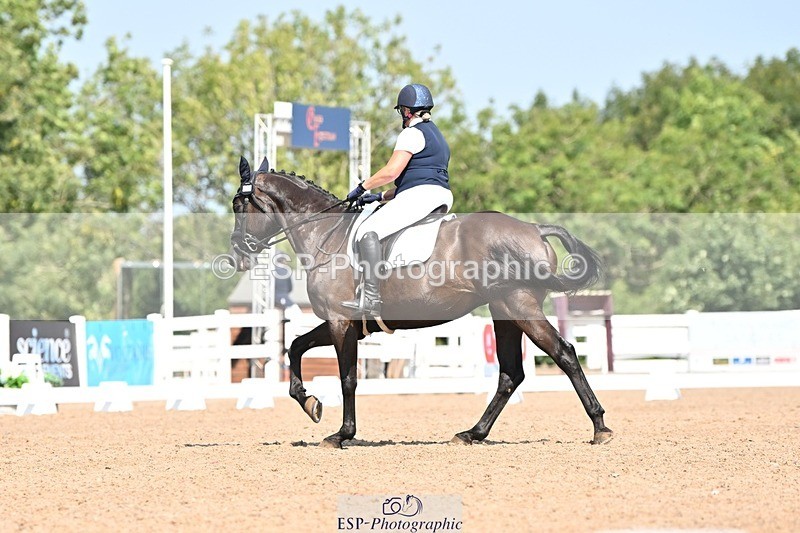 250816-115105-04089 - 109-Amber.Da.SilvaToners.Lady.Florentine