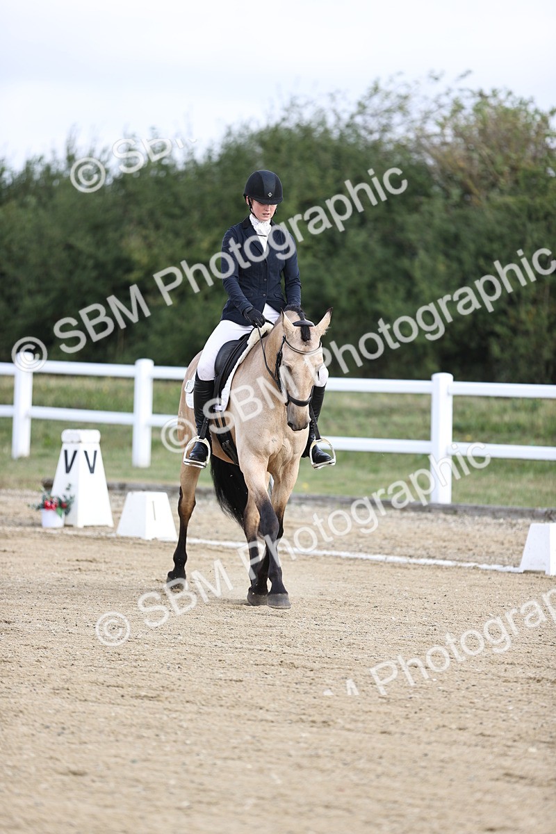 SBM_015302 - Class 14 - Novice 23 - 9.05-10.08