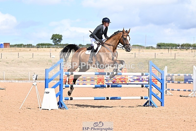 260819-143148-01126 - Cls 6 Foxhunter and 1.20m
