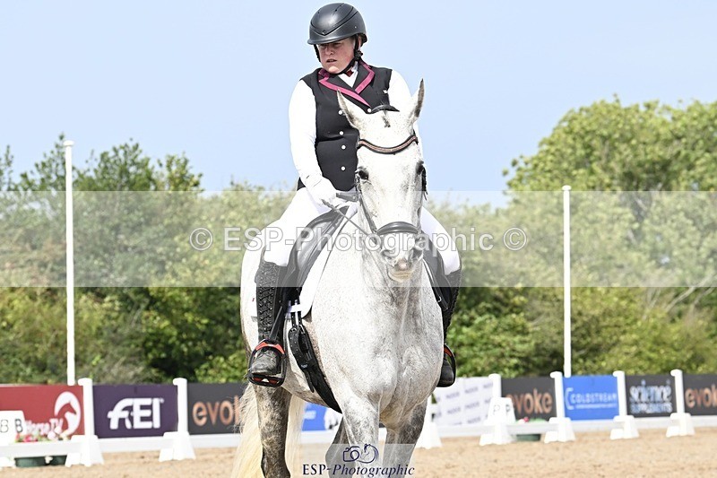 250907-131106-09826 - 071-Emma.ChapmanRoyal.Achiever