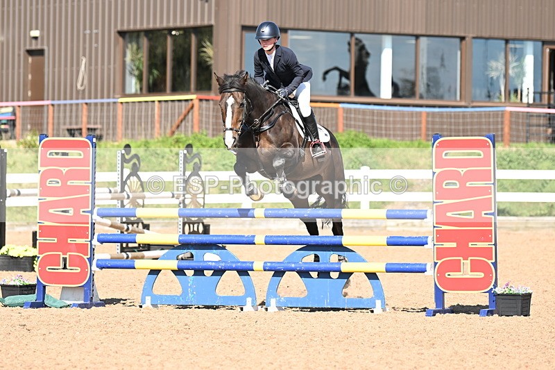 240914A-151112-07980 - Cls 25-S 1.10m Amateur Qualifier