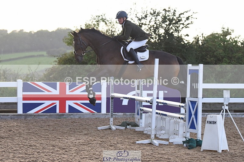 230815A-191602-00559 - 90cm