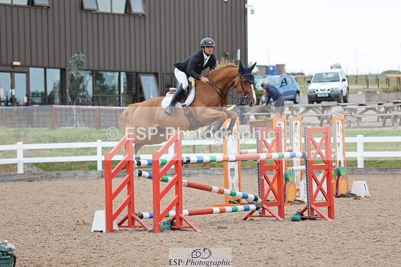 250625-155422-01560 - Cls 6 Foxhunter and 1.20m Open