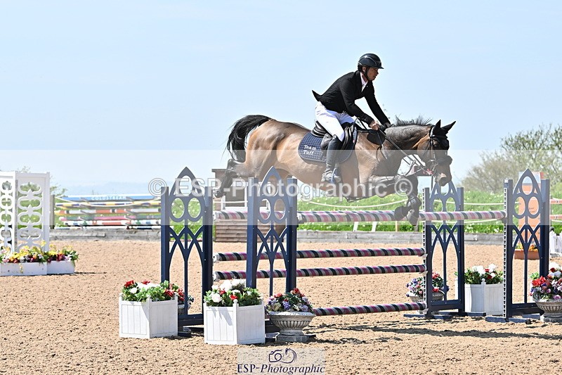 240509A-124602-01859 - Cls 10 National 1.30m Open