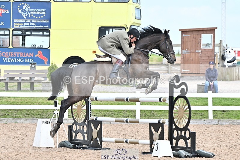 240605A-155205-00985 - Cls 5 Foxhunter and 1.20m Open