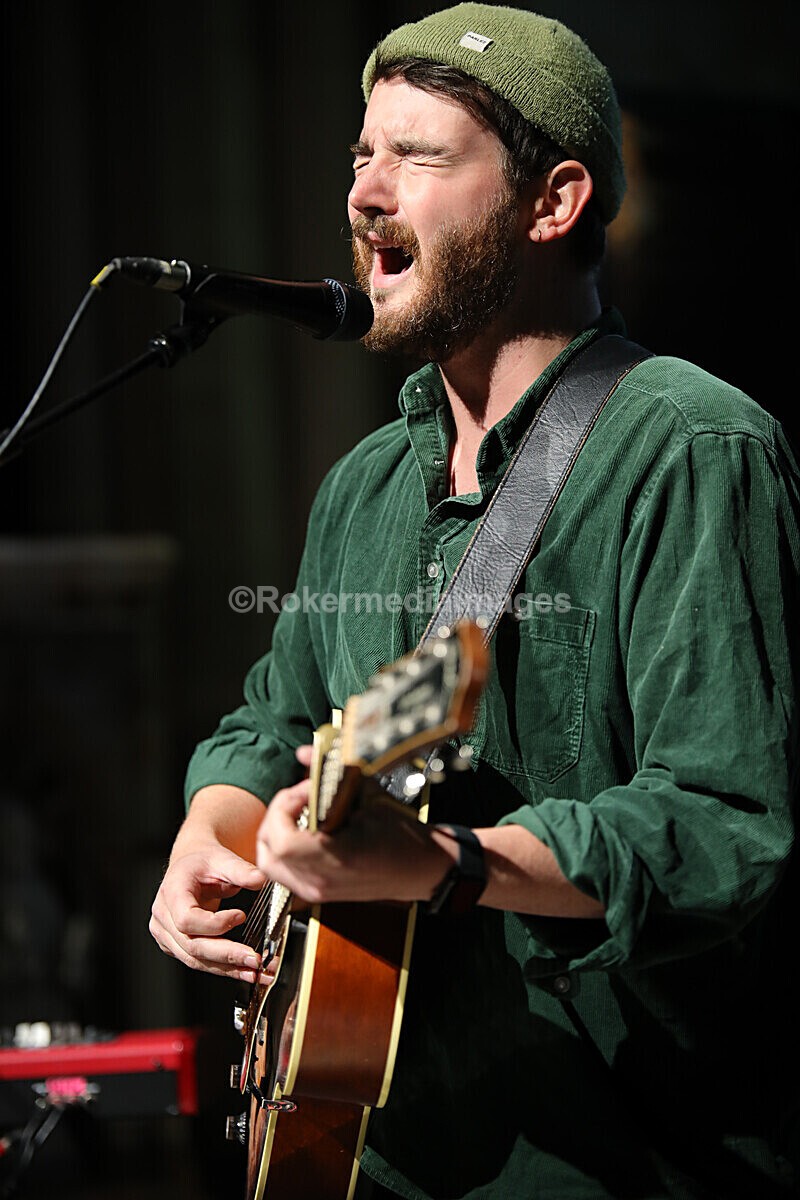 FOLK N BLUES-585 - FOLK and BLUES SEPT 2022