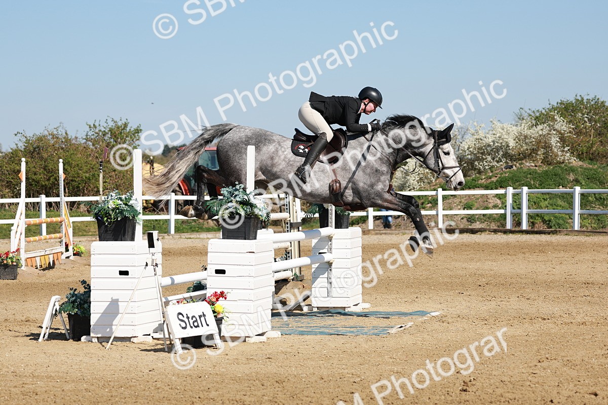 SBM_004558 - Class 17 - Senior Newcomers - 1.10m