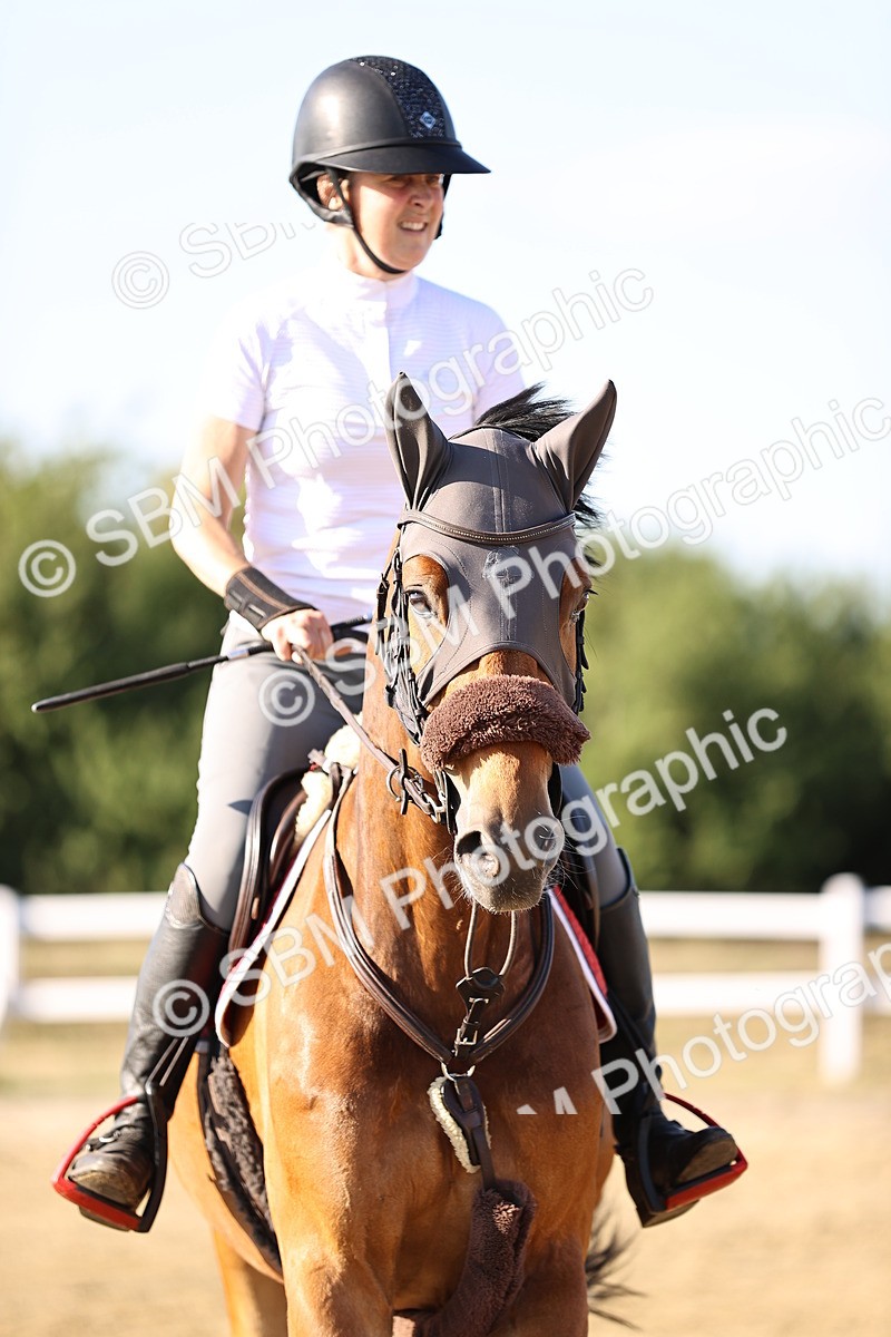 SBM_015912 - Class 18 - Senior 1.35m Open