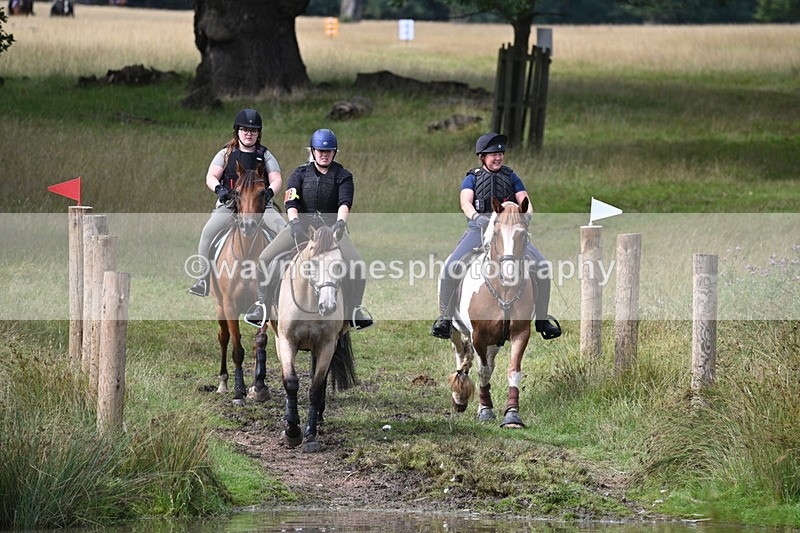 WJ7_1587 - Time at Water 10:48 to 11:13