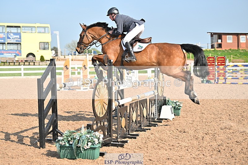 240512A-171129-19911 - Cls 45 1.10m National Am Quali and Open