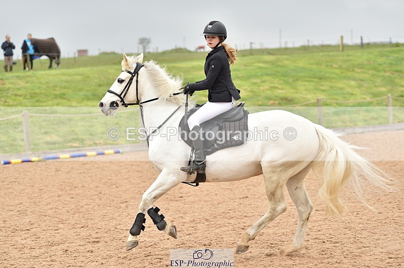 240331A-104940-00526 - 90cm First Round