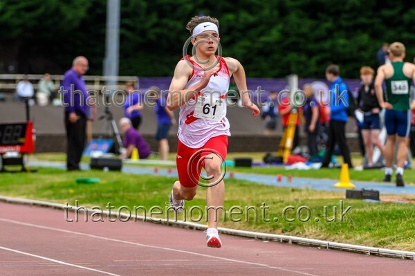 Sen25SAT-922089 - Track Male Set One