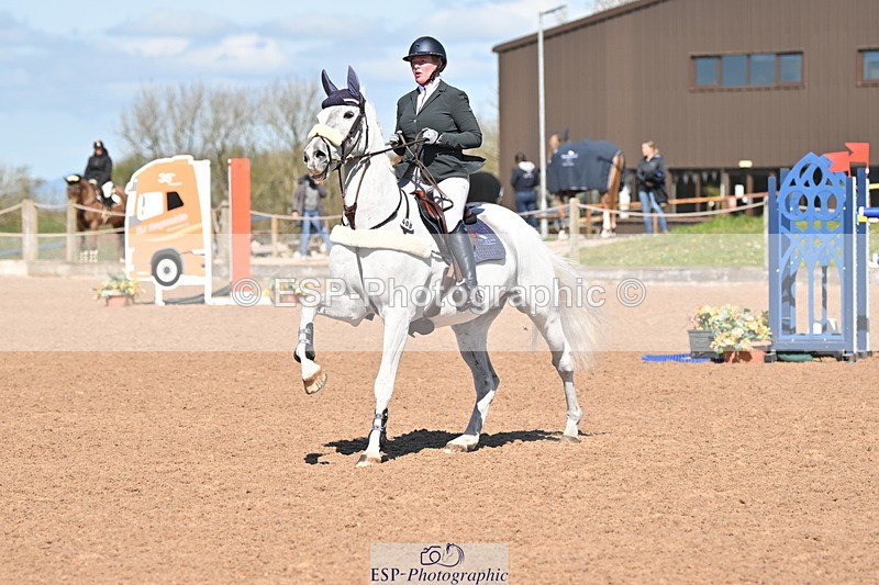 240418A-112417-02562 - Cls 5, 2 Star Medium Tour 1.35m