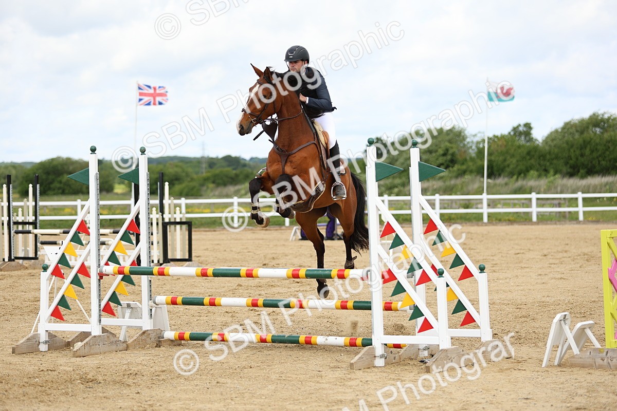 SBM_000335 - Class 2 - Senior British Novice - 90cm